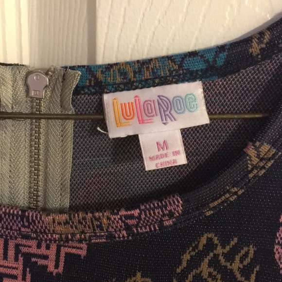 LuLaRoe Amelia - Picture 2 of 4